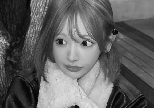 Nie żyje 26-letnia gwiazda K- popu, Mina Chan. Doszło do tragedii podczas transmisji na żywo