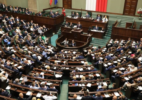 Polska buduje system nadzoru nad AI. Kiedy nowe przepisy zaczną działać w praktyce?