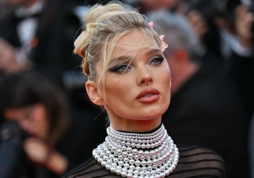 Elsa Hosk w modnym zestawie na letnie dni. Idealny na upały