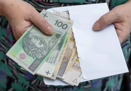 4000 zł emerytury nie dla każdego. Policzyli, ile trzeba zarabiać