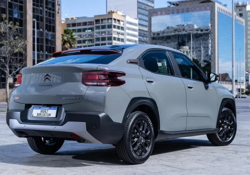 Fiat pozycjonowany wyżej, Peugeot i Citroën dostają nowe role. Stellantis ma swój pewniak na wzrost: +10% przychodów
