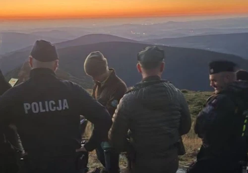 Łapanki na Śnieżce o świcie będą się powtarzać. Park przypomina ważną zasadę