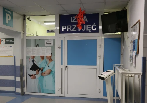 Chirurgia, położnictwo, okulistyka. Szpitale wygaszają stopniowo oddziały