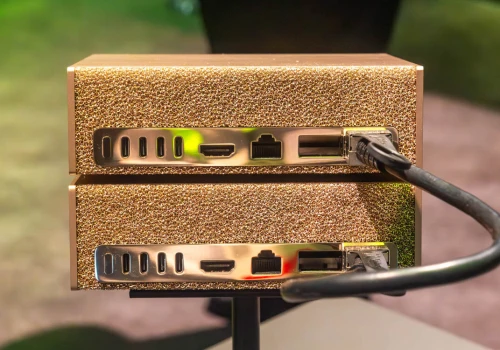 NVIDIA przyspiesza lokalne AI na kartach RTX i systemach DGX. Nowe modele i duże optymalizacje