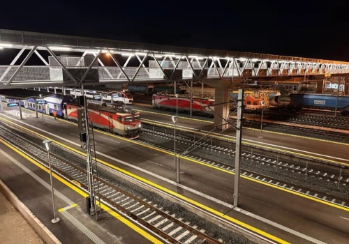 Hitachi Rail modernizuje kluczowe stacje kolejowe w Rumunii