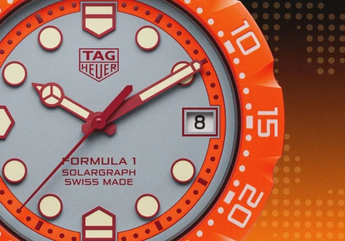Pomarańczowy TAG Heuer ma specjalne zadanie. Upamiętnia koniec pewnej ery w Formule 1