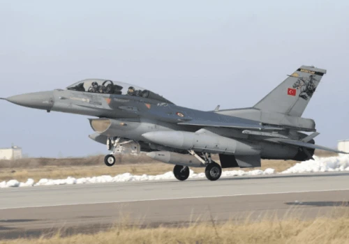 Turecki F-16 rozbił się podczas lotu szkoleniowego