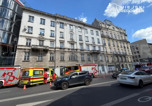 Katastrofa budowlana na Nowym Świecie w Śródmieściu. Zawaliły się dwa stropy w remontowanej kamienicy