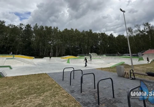 Awantura w skateparku w Jaworznie. Mężczyzna uderzył 13-latka w kask