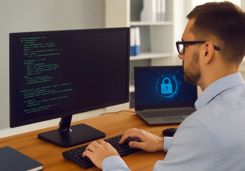 Cyberatak doprowadził do wycieku danych blisko 19 mln Polaków