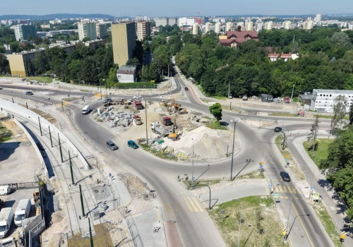 Będą asfaltować Rondo Barei nocą. Wiadomo, kiedy ruszą prace