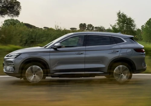 Najpopularniejsze hybrydy i elektryki w Polsce po 7 miesiącach 2026 r. PHEV-y rosną najszybciej