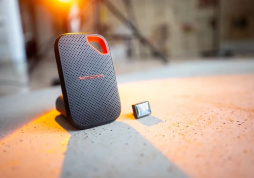 3 TB w dwóch kieszonkowych nośnikach. SANDISK Extreme Fit USB-C i SANDISK Extreme Portable SSD dobrze dzielą obowiązki