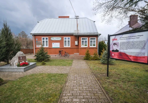 Pamięć o ks. Kotlarzu trwa. W Trablicach odsłonią deskal w 50. rocznicę jego śmierci