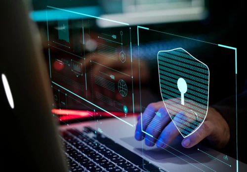 Gigantyczny cyberatak w Polsce. Resort cyfryzacji: dane będą sukcesywnie przekazywane