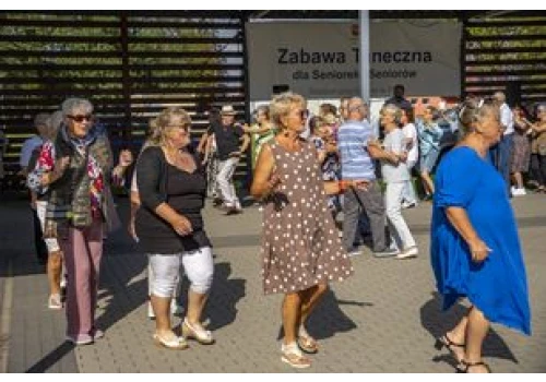 Taneczna środa znów przyciągnęła seniorów do Piły