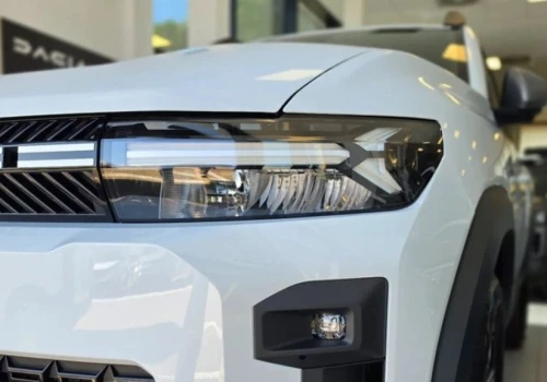 Optymalna Dacia Bigster za 87 920 zł to dobry wybór. Oferuje nawet podgrzewaną kierownicę