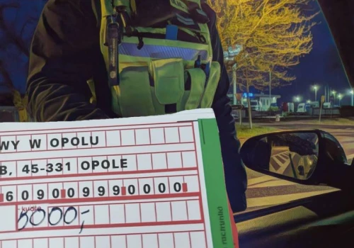 Seniorka źle skręciła w mieście. Policja ze Stargardu dała jej 10 tys. zł mandatu