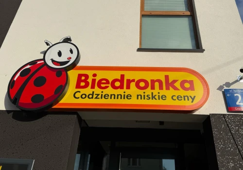 Gigantyczna promocja zacznie się w czwartek w Biedronce. Dwa produkty dostaniesz gratis