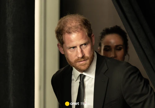 Meghan nie nosi pierścionka zaręczynowego. Była dziewczyna Harry'ego zabrała głos w sieci