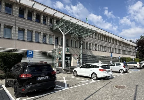 Urząd idzie na siłownię? Zamawia karty sportowe dla pracowników i bliskich