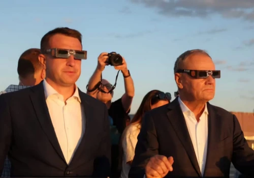 Rzecznik rządu zerwał hamulce żenady. Ze swoim szefem bawią się w 