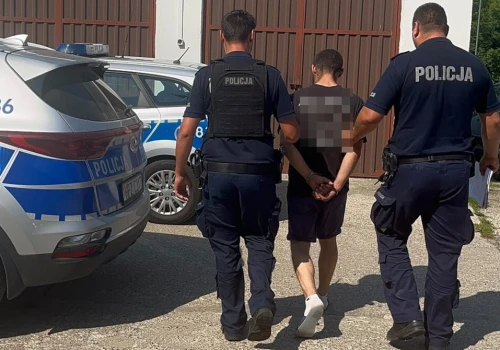 Złamał sądowy zakaz i dachował golfem. 38-latek najbliższe miesiące spędzi w areszcie