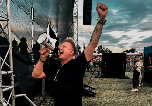 D-Bomb dał specjalny koncert na weselu. Goście ruszyli do zabawy