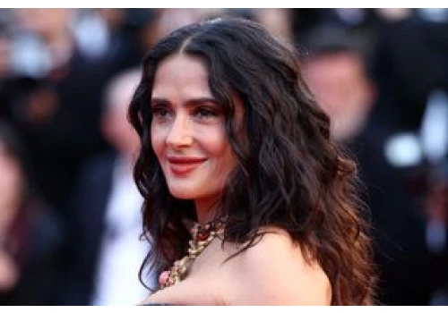 Salma Hayek została babcią. Rodzina przez miesiąc ukrywała narodziny dziecka