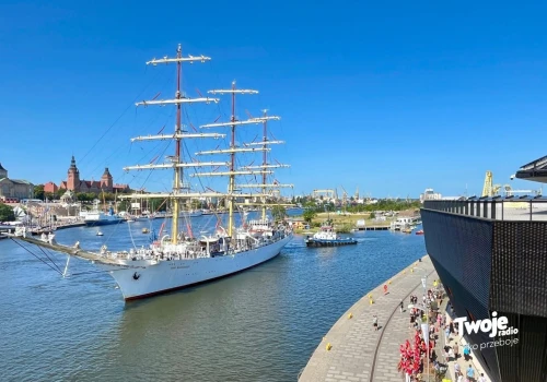 „Dar Młodzieży” na stałe w Szczecinie? Ruszyły pierwsze rozmowy