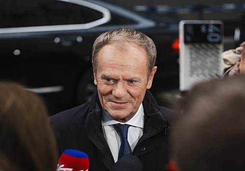 Ostra krytyka pomysłu rządu, dostało się Tuskowi. „Zalecam mu elementarz”
