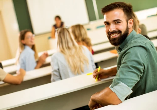 Przebranżowienie w wieku dorosłym. Jak Kwalifikacyjne Kursy Zawodowe (KKZ) zmieniają zasady na rynku pracy?