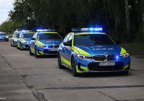 Nowe BMW trafiły do policjantów z drogówki