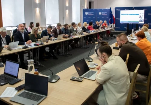 Projekt zmian w ochronie zdrowia dzieli środowisko. Ministerstwo wskazuje korzyści, lekarze i menedżerowie ostrzegają