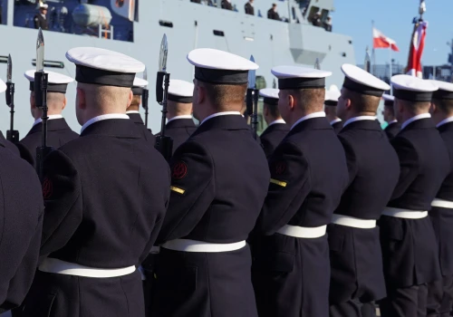 Awanse generalskie i admiralskie zapowiedziane. Wśród mianowanych wiceadmirał i kontradmirał