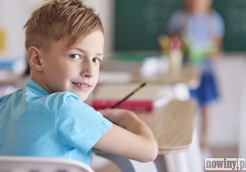 Rodzice mogą dostać 300 zł na dziecko. Co zrobić, żeby pieniądze wpłynęły na konto jeszcze we wrześniu? Podpowiadamy