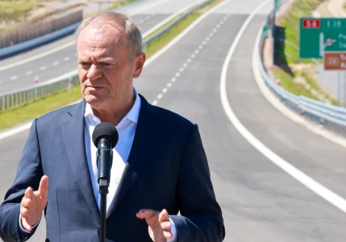 Rząd czasowo przywraca program CPN. Donald Tusk ogłosił zasady, a MF ujawniło koszty