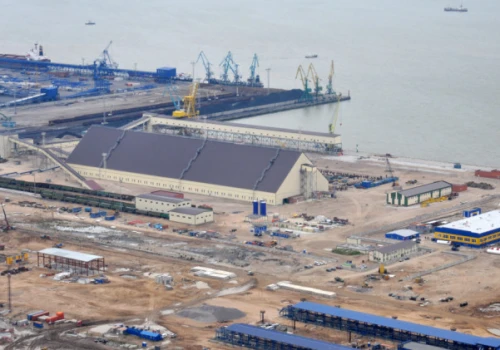 Płonie rosyjski port. Na Łotwie zestrzelono drona