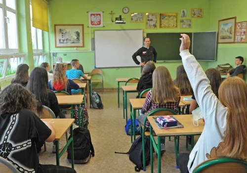 Język polski już nie tylko w ławce. Nowy sposób nauczania wejdzie w życie we wrześniu