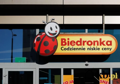 Biedronka tnie ceny kawy aż o 80%. Klienci mogą brać po 6 opakowań