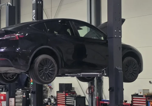 Tesla chce 30 tys. zł za odświeżoną baterię do 3 i Y. Jest znacznie tańsza od nowej, ale jest haczyk
