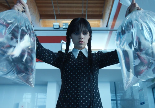 Koniec pewnej epoki w „Wednesday”! Hit Netflixa czekają zmiany!