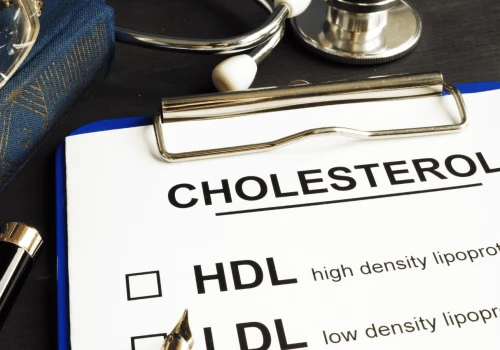 Masz takie zmiany na skórze? To znak, że cholesterol niszczy organizm