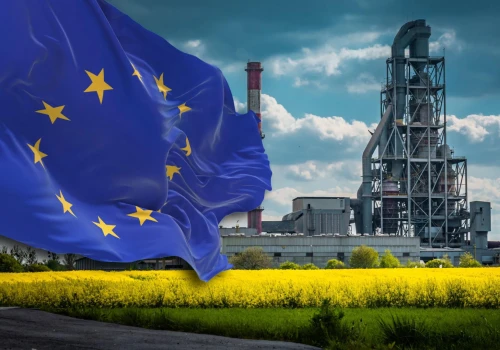 Przemysł w Europie niemal nie rośnie. Polska ma powód do dumy