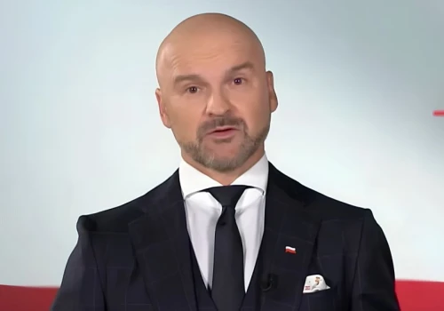 Brzoska idzie na noże z Facebookiem. 