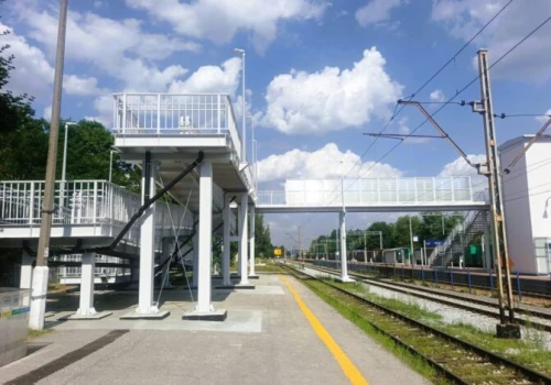 Podróżni już korzystają z udogodnień na stacji kolejowej Koniecpol