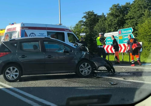 Tragiczny wypadek na Drodze Krajowej numer 9. Nie żyje jedna osoba