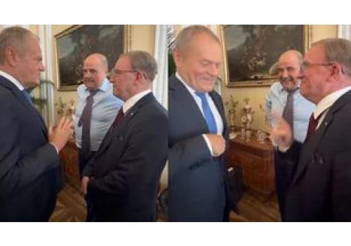 Cezary Żak obrywa po wizycie Donalda Tuska na planie 