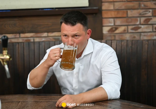 Kontrola w pubie Sławomira Mentzena. Inspektorzy byli bardzo skrupulatni