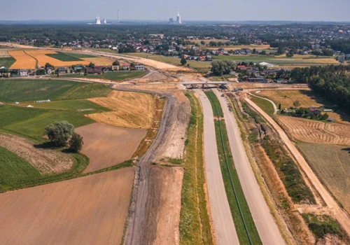 Ponad tysiąc kilometrów dróg krajowych w realizacji. Jak idą prace?